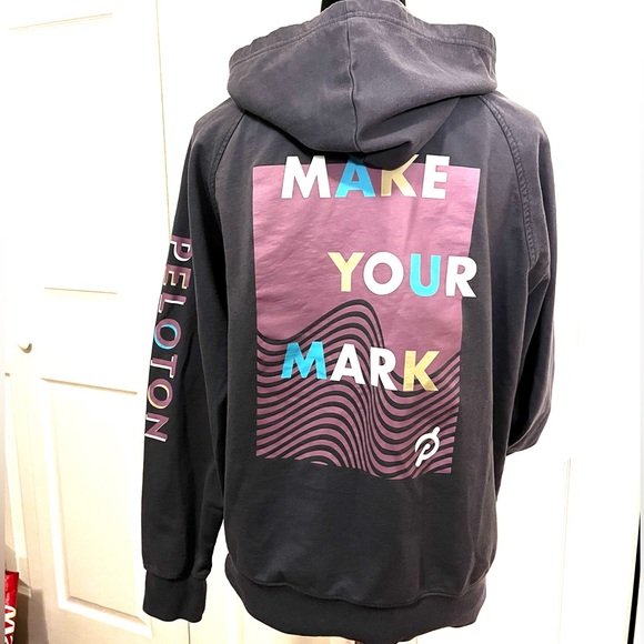 Peloton Recharge 1/4 Zip Hoodie size M - Picture 5 of 10